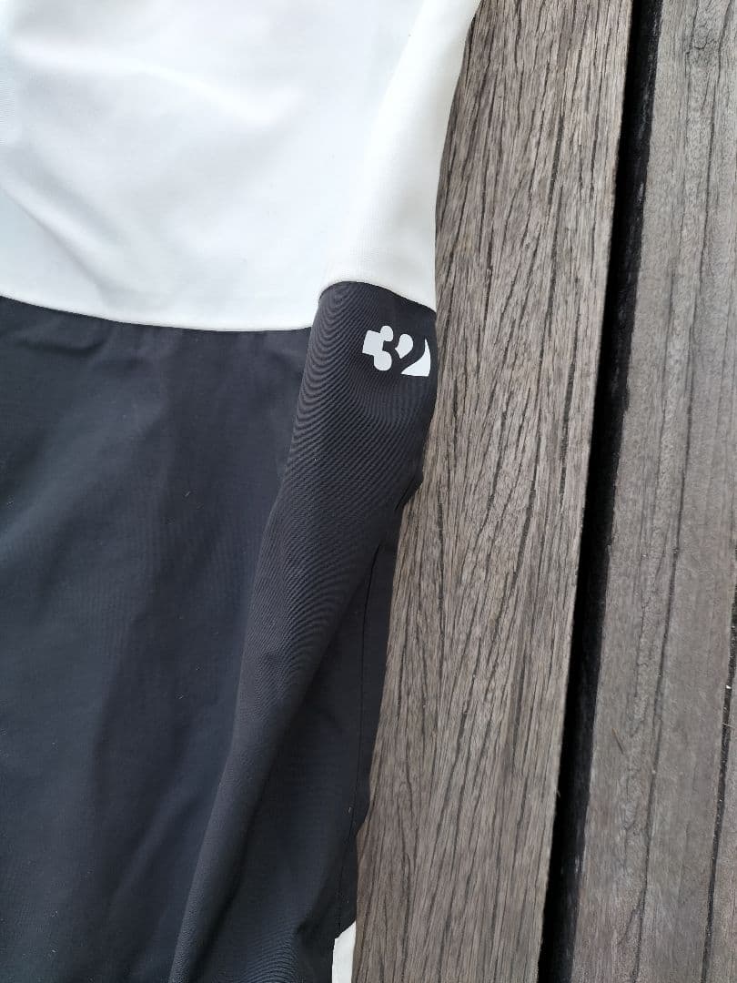 THIRTYTWO ビブパンツ　ボードパンツ　スプリングブレーク　L