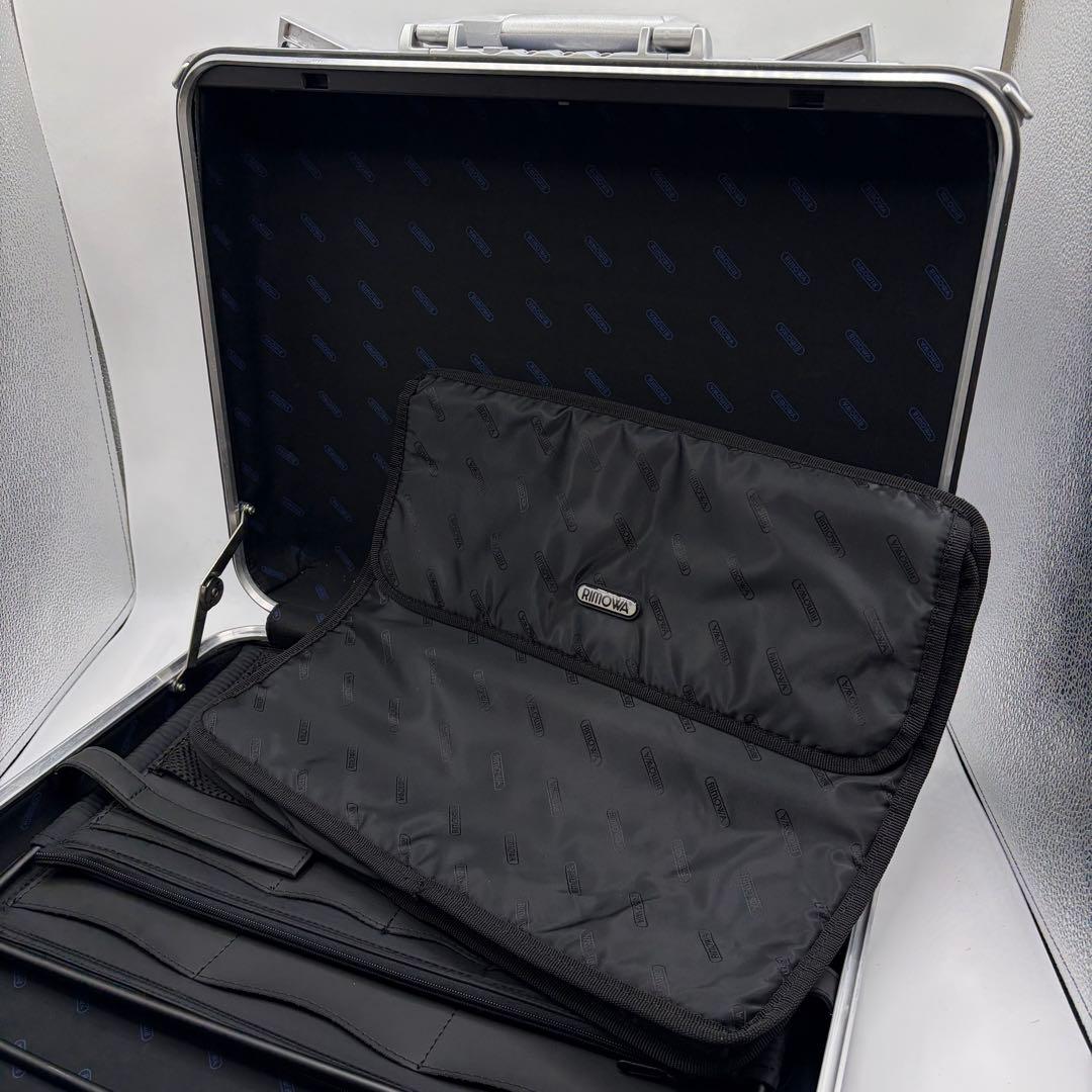 【極美品】リモワ アタッシュケース リンボ ロック ポリカーボネート 付属品完備