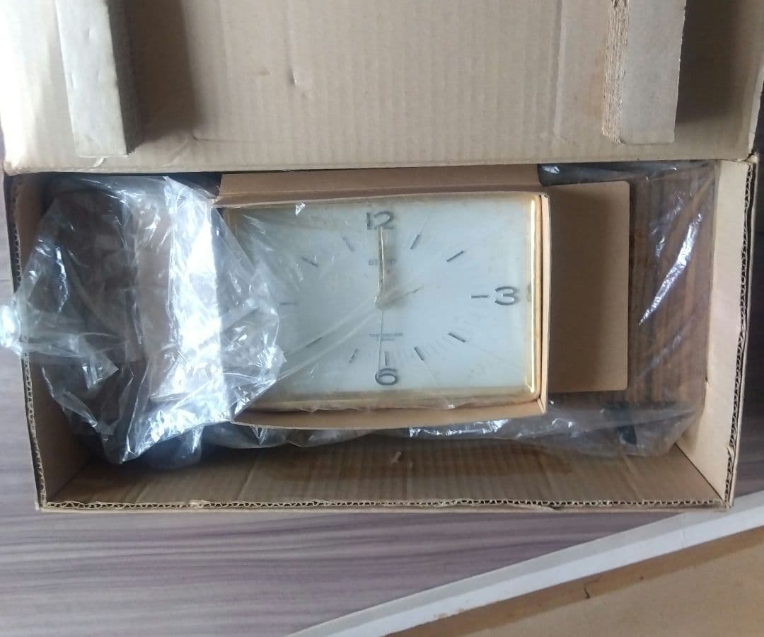 SEIKO 置時計 ゴールド 未使用 日本製　ヴィンテージ　結婚記念品　名前入り