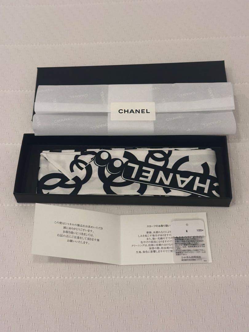 CHANEL ミニスカーフ　定価¥61600 新品未使用品