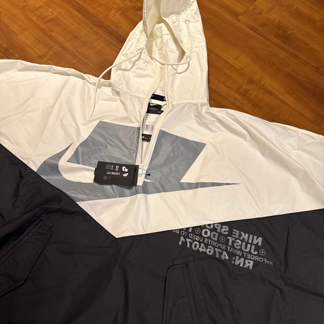 NIKE フード付きレインコート・ぽんちょ