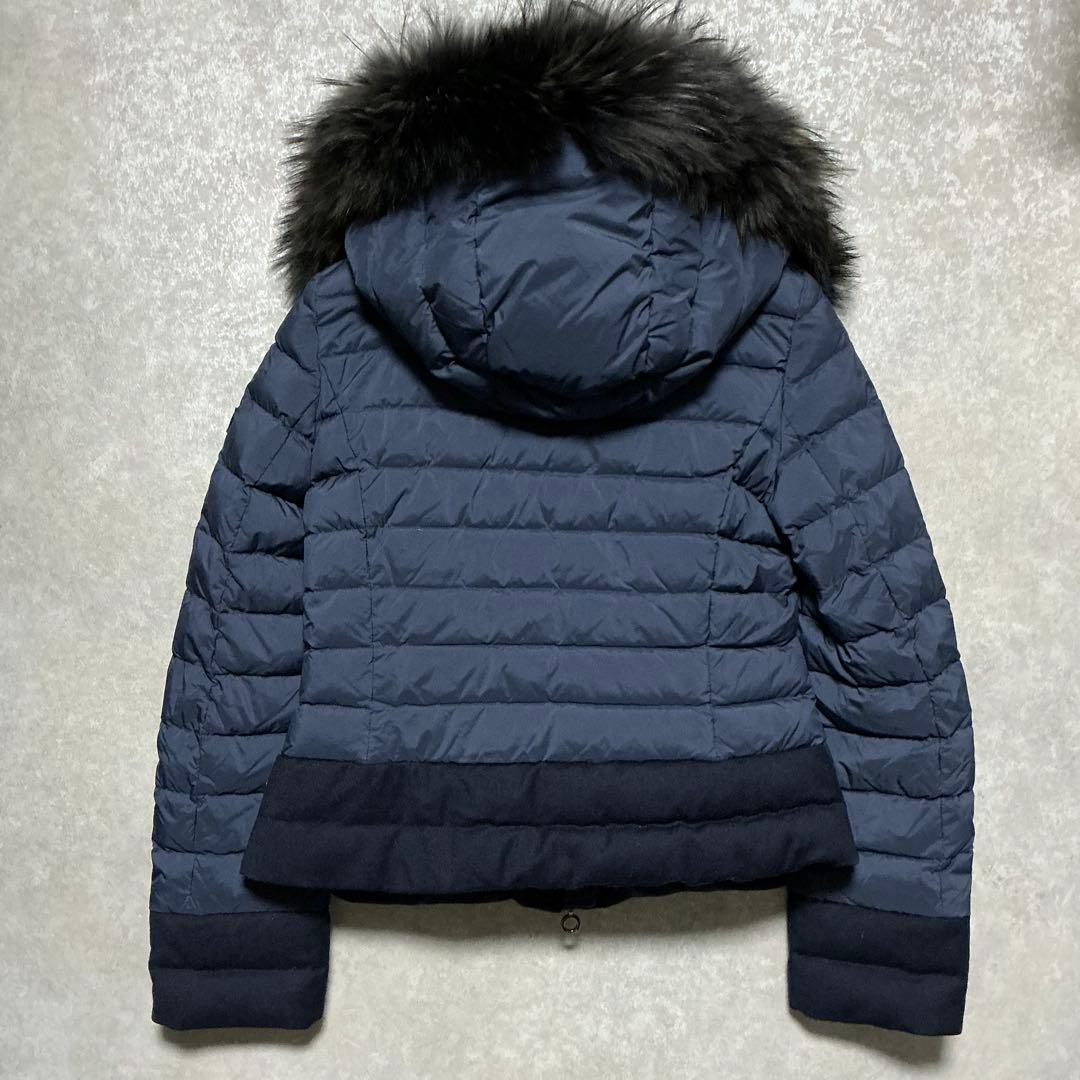 【美品】タトラス　TATRAS　VARENA　ヴァレナ　ダウン　ネイビー　M