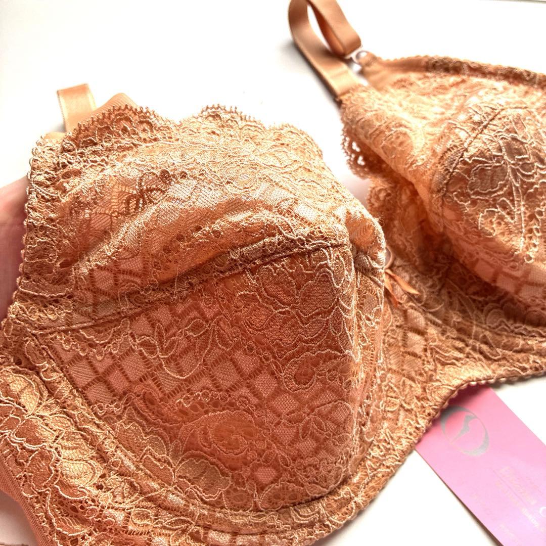 ダイアナ　フルカップブラジャー　マリーゴールド　F75 新品未使用品