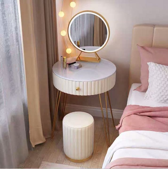 円型オシャレドレッサー