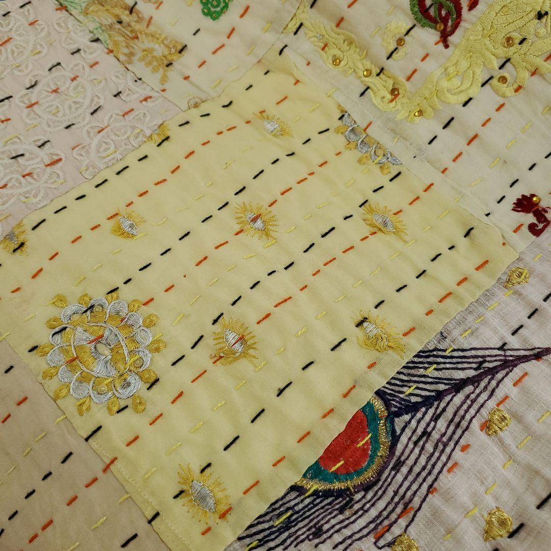 パッチワーク刺繍マルチカバー　ラリーキルト　シングルベッドg