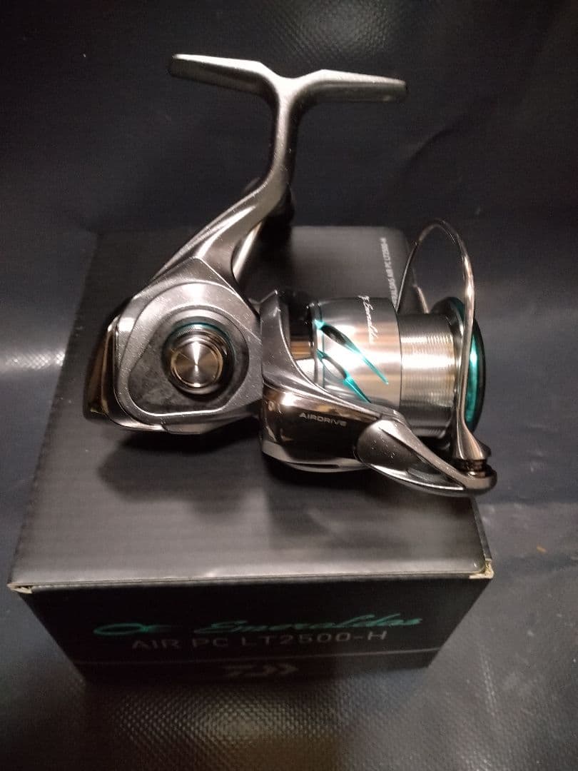 Daiwa AIR PC LT2500-H スピニングリール
