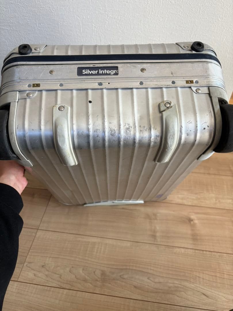 RIMOWA　リモワ　トパーズ　シルバーインテグラル　32L 2輪　機内持込