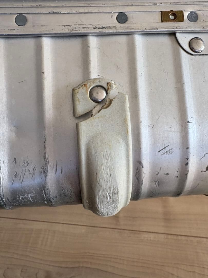 RIMOWA　リモワ　トパーズ　シルバーインテグラル　32L 2輪　機内持込