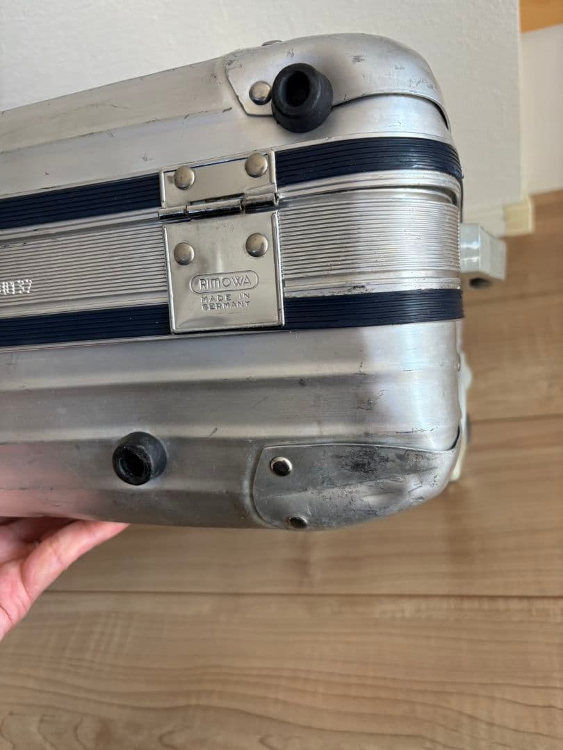 RIMOWA　リモワ　トパーズ　シルバーインテグラル　32L 2輪　機内持込