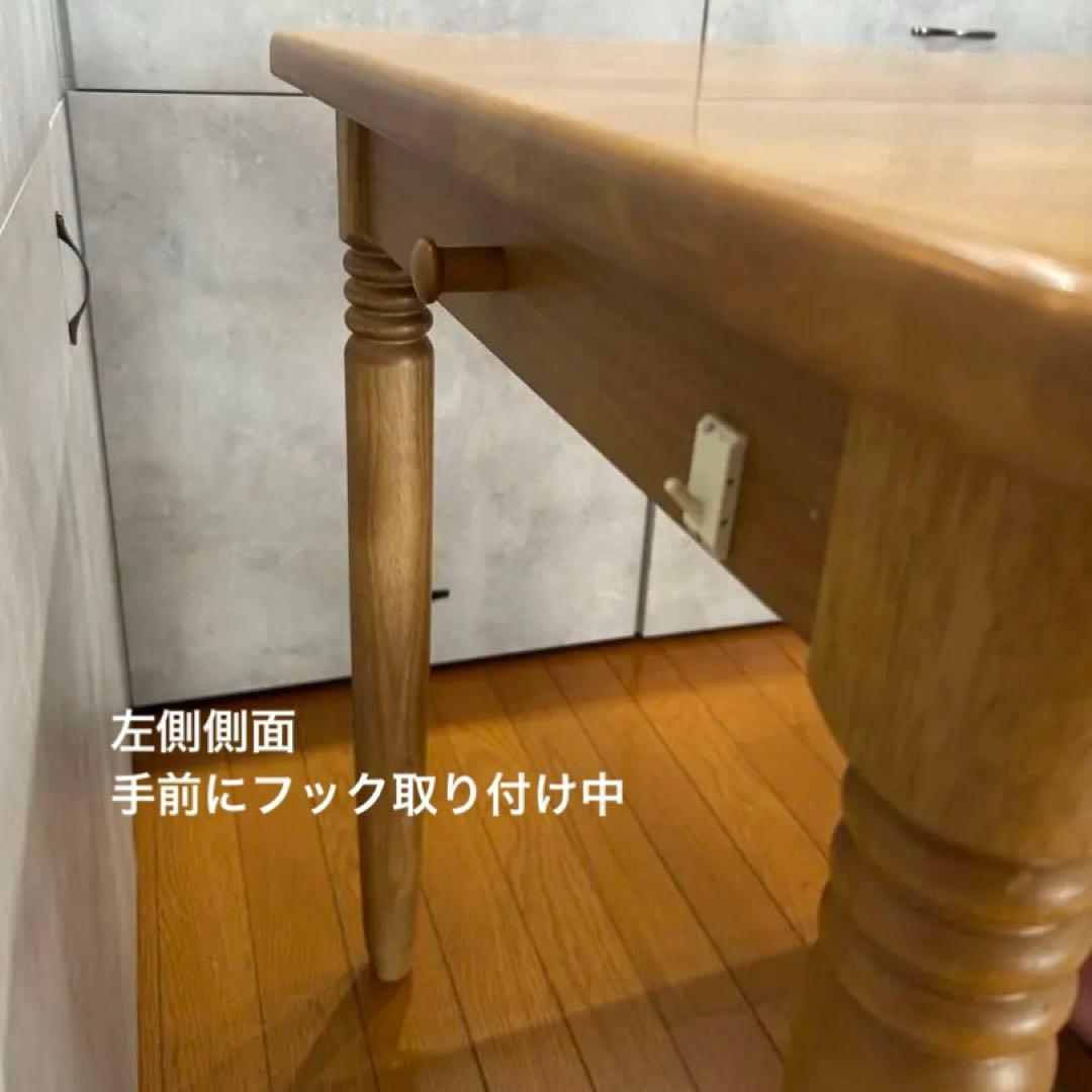 カリモク　机・イスと袖机（写真あり）の3点セット　⭐︎送料の関係で別売りです