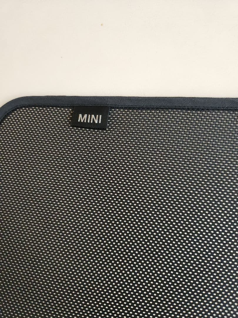 【ほぼ新品】MINI F54 クラブマン　リア用純正サンシェード