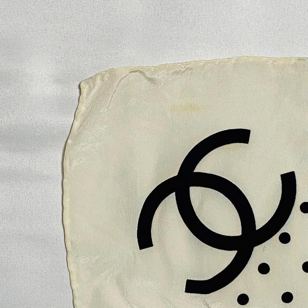 ☆CHANEL☆ ミニスカーフ ドット シルク オフホワイト ブラック.