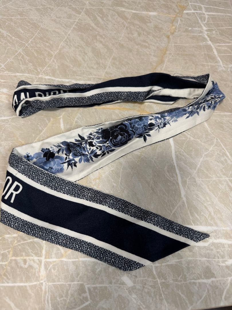 Dior 花柄スカーフ ネイビー