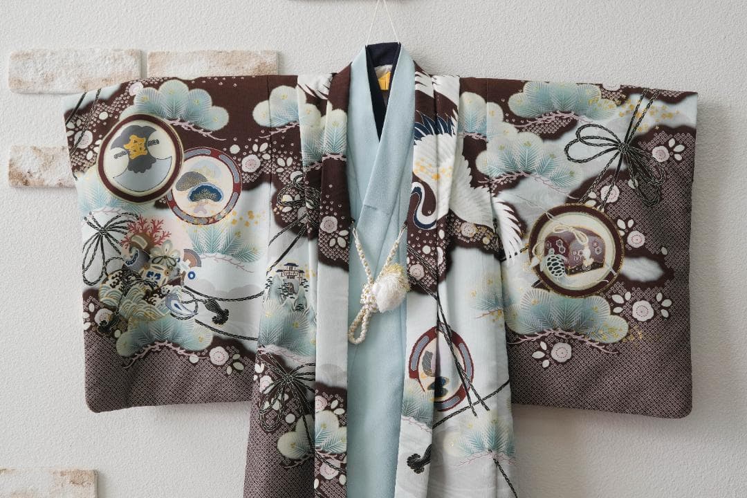 5歳男の子　七五三　乙葉　茶色と水色の花柄の着物