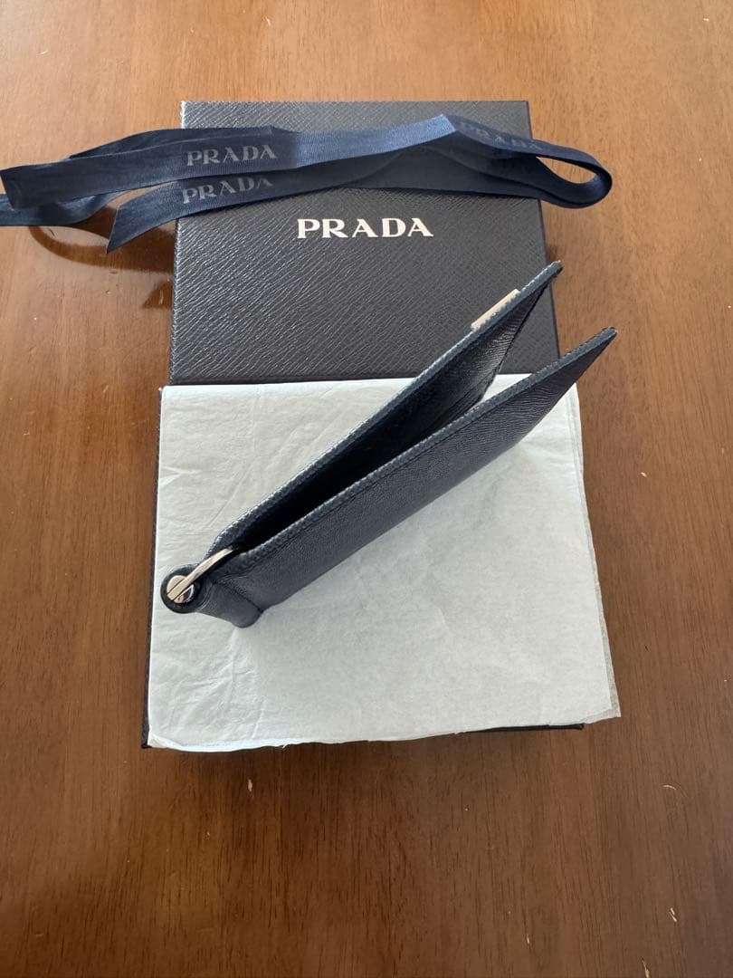 【新品】PRADA SAFFIANO BILL CLIP WALLET