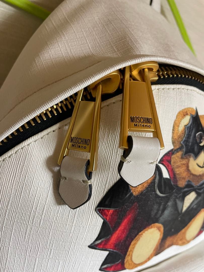 【新品同様】MOSCHINO モスキーノ バッドテディベア レザー ミニリュック