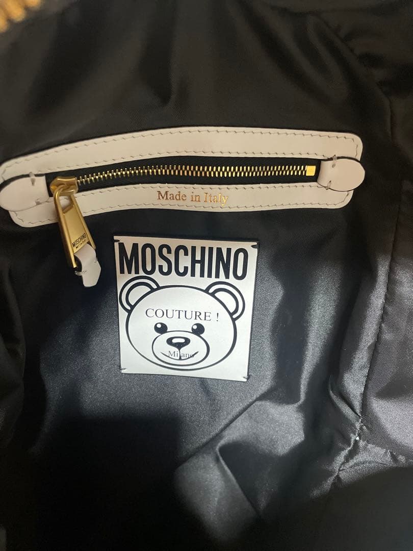 【新品同様】MOSCHINO モスキーノ バッドテディベア レザー ミニリュック