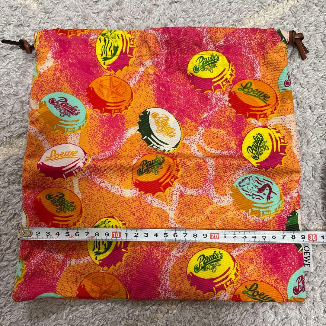 LOEWE ボトルキャップドローストリングポーチ