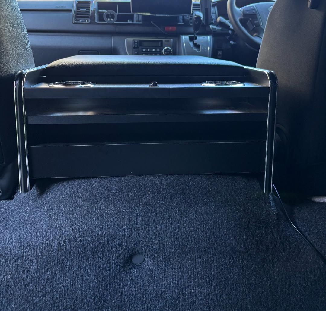 ハイエース・ワイド用センタコンソール PRODUX製