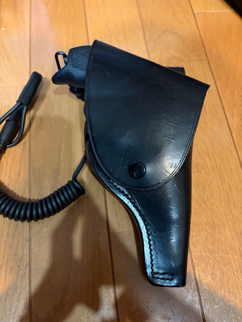 警察　ホルスター