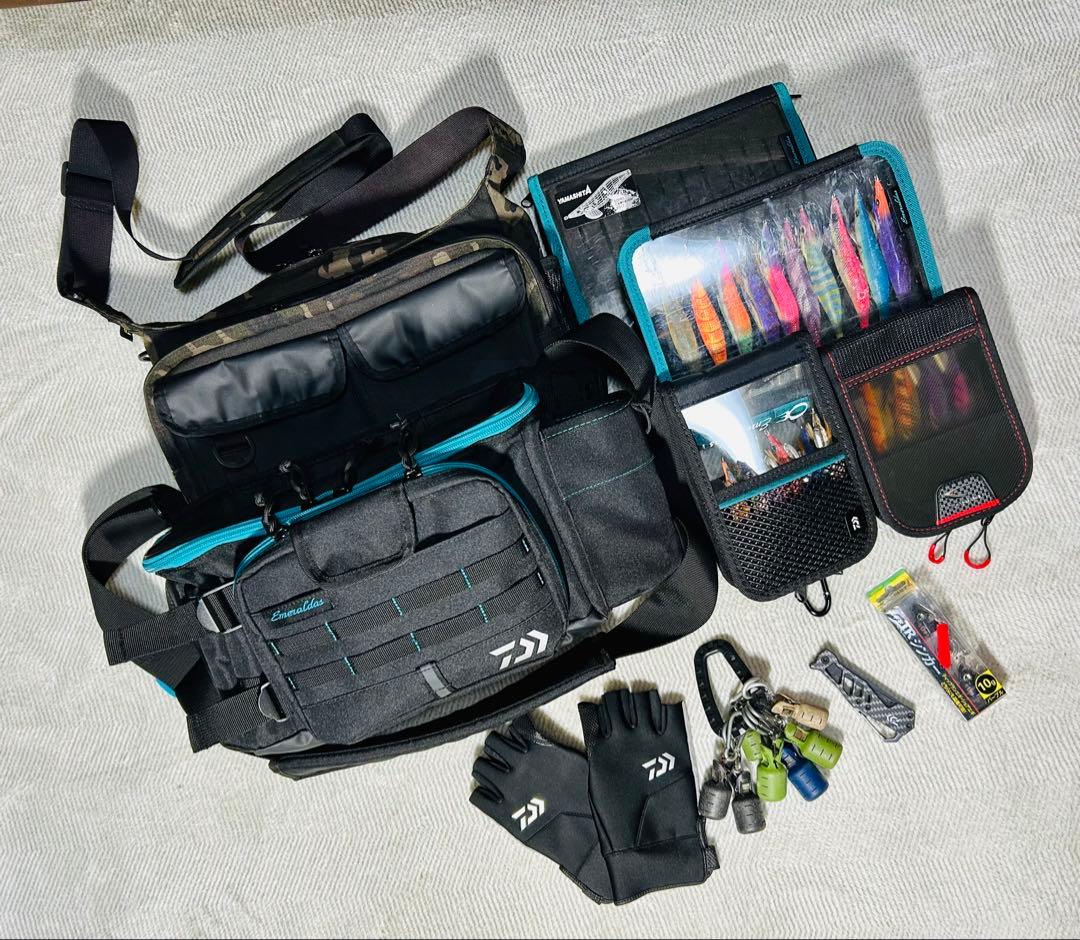 KOKO♡まとめ買い値下げ可能 エギング引退セット　エギ、バック、ケース