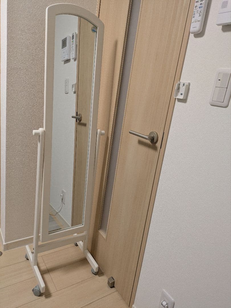 姿見　全身鏡　キャスター付き