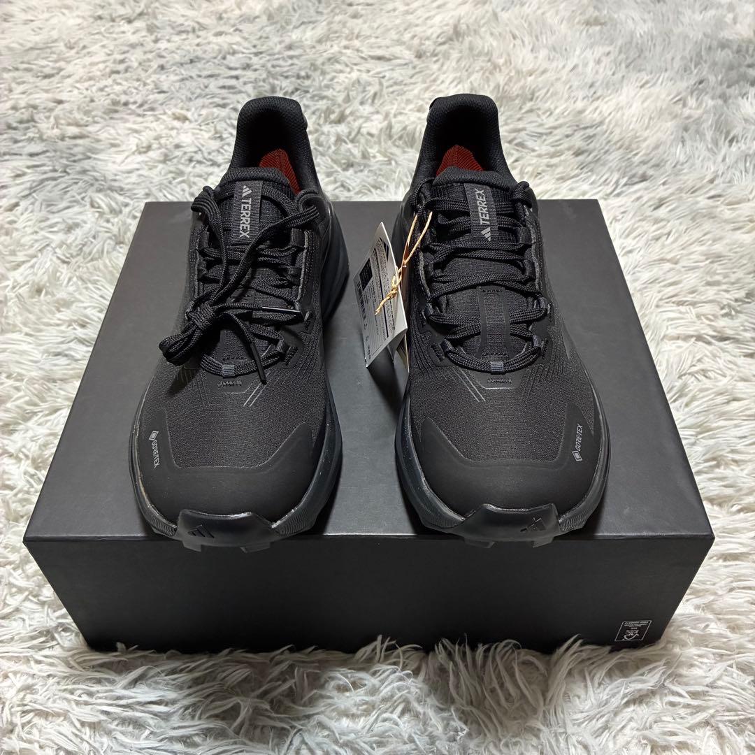 【新品未使用】adidas GORE-TEX 防水 〈定価18,700円〉