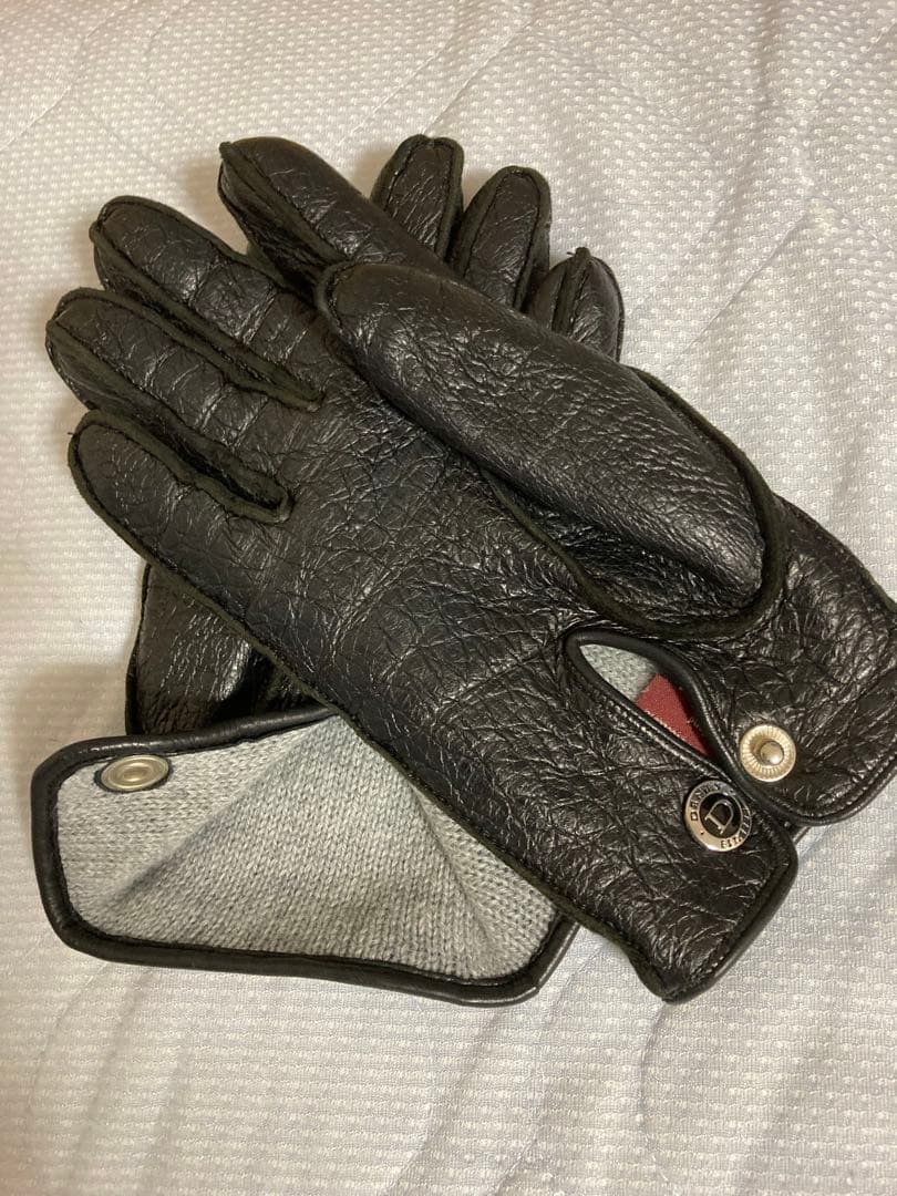 Dents ペッカリー製黒手袋 カシミア裏地付き　サイズ71/2 英国製