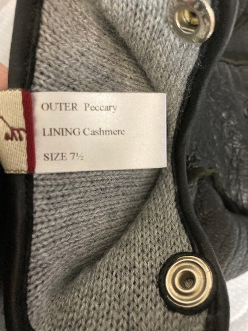 Dents ペッカリー製黒手袋 カシミア裏地付き　サイズ71/2 英国製