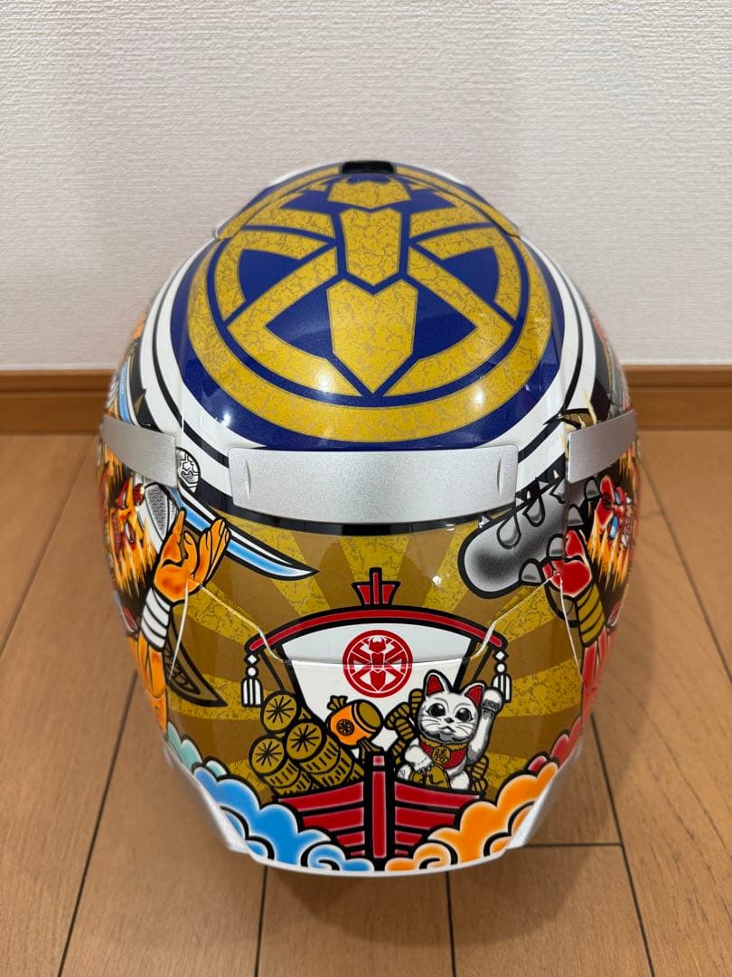 中華製 shoei？フルフェイスヘルメット レッドブル