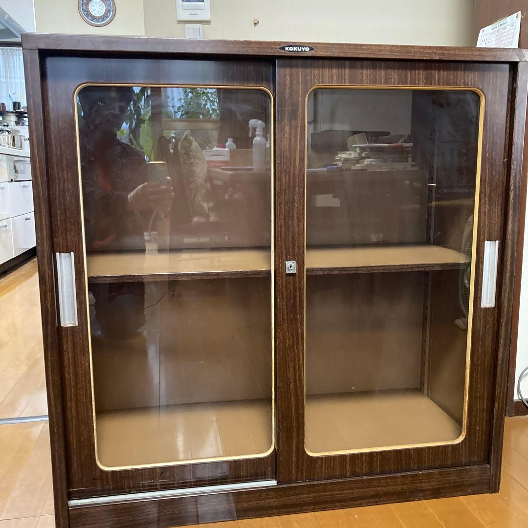 コクヨ スチール ガラス窓キャビネット 書庫 送料込 ①