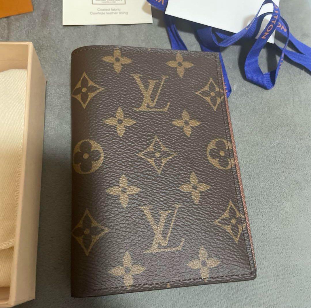 【値下げ】パスポートケース　パスポートカバー　新品未使用　備品付