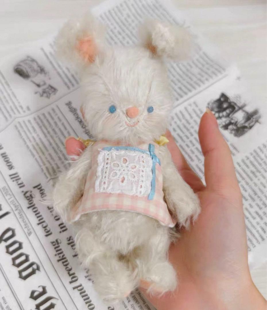 カップケーキと仔兎 アーティストベア ハンドメイド ぬいぐるみ 海外作家様