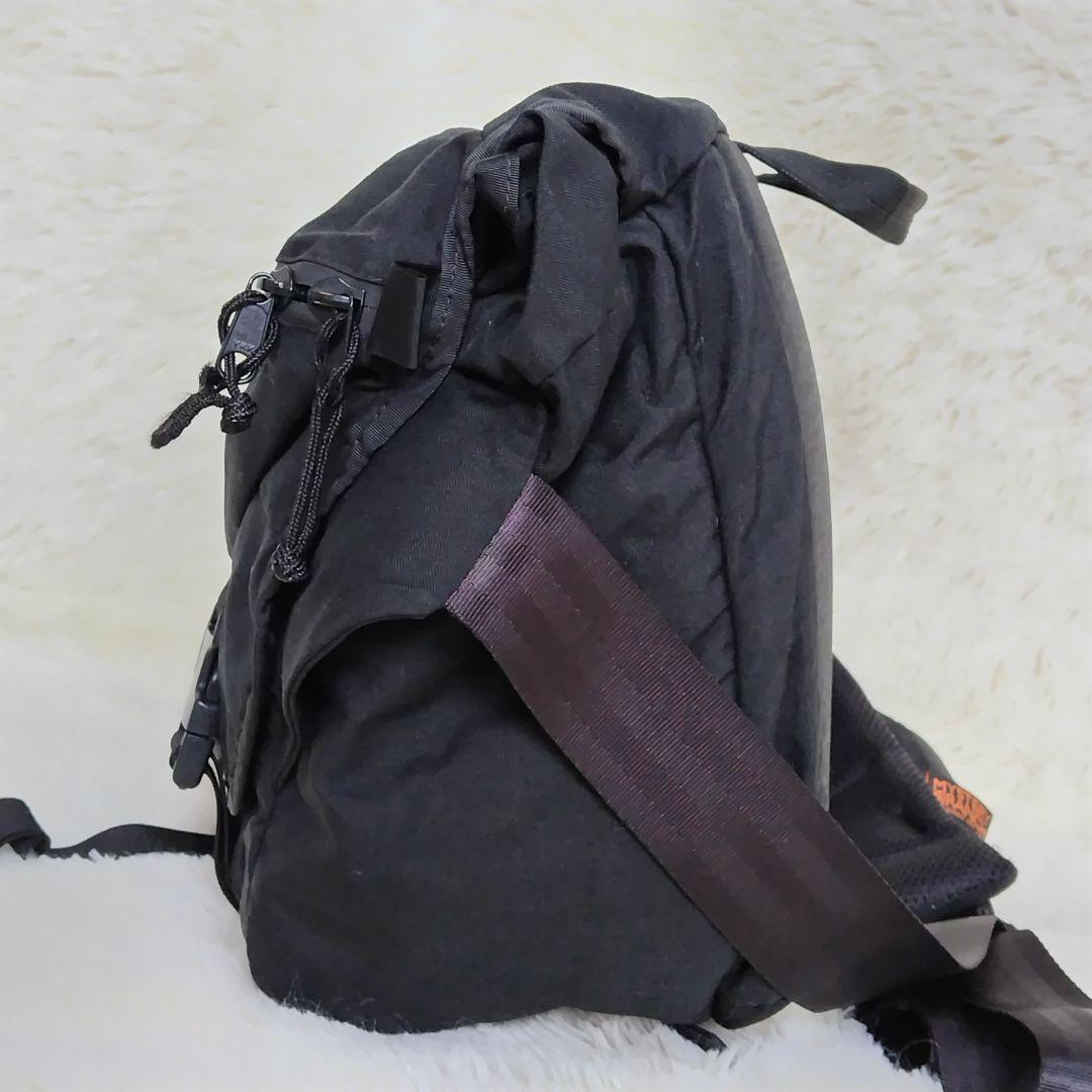 ミステリーランチ USA インベーダー メッセンジャーバッグ ショルダー 大容量