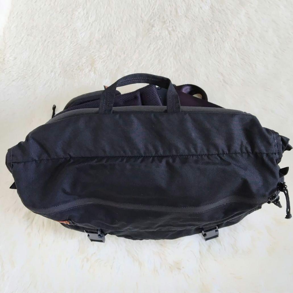 ミステリーランチ USA インベーダー メッセンジャーバッグ ショルダー 大容量