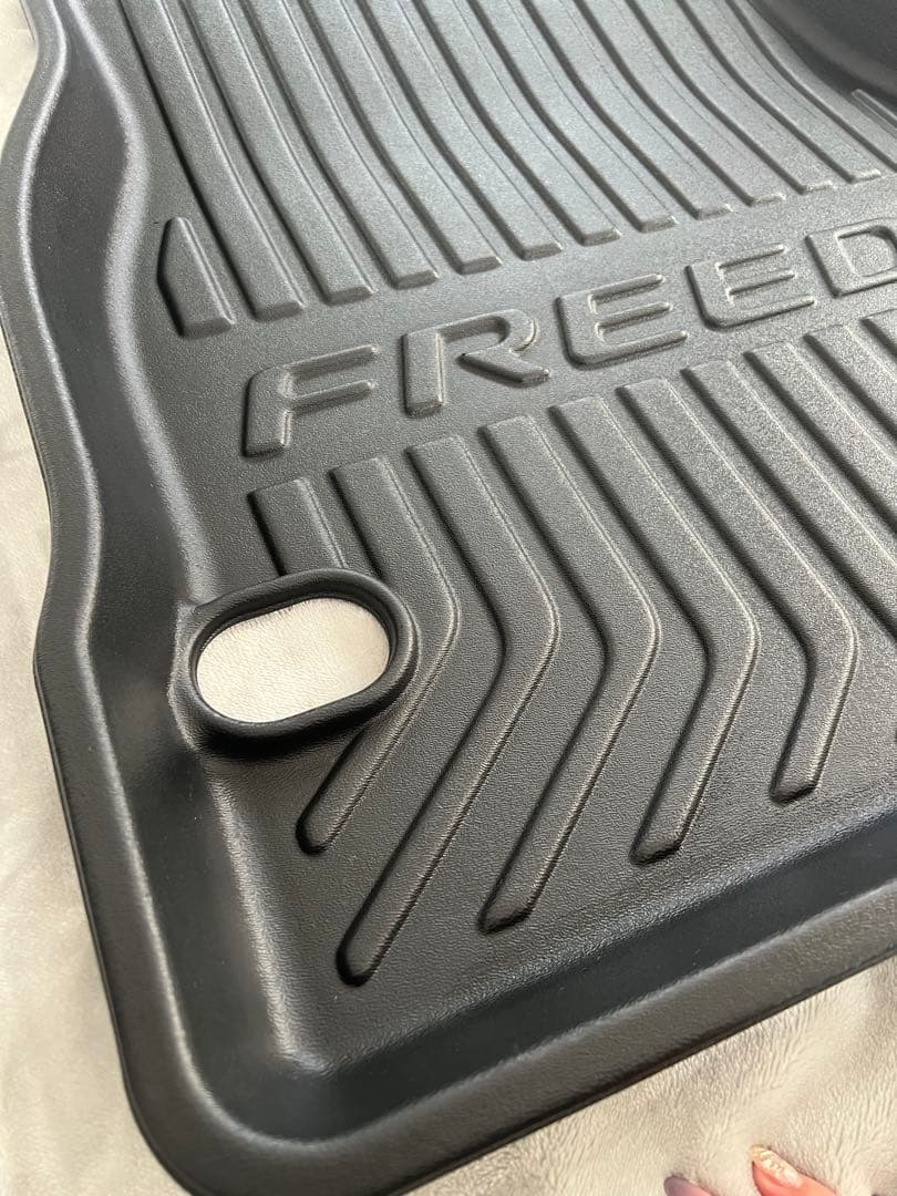 フリード＋　ラゲッジトレイ