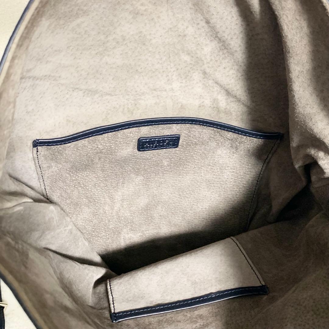 HIROFU ヒロフ 縄編み リュック Hロゴ シボ革 ネイビー