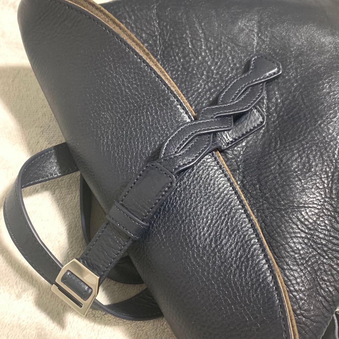 HIROFU ヒロフ 縄編み リュック Hロゴ シボ革 ネイビー