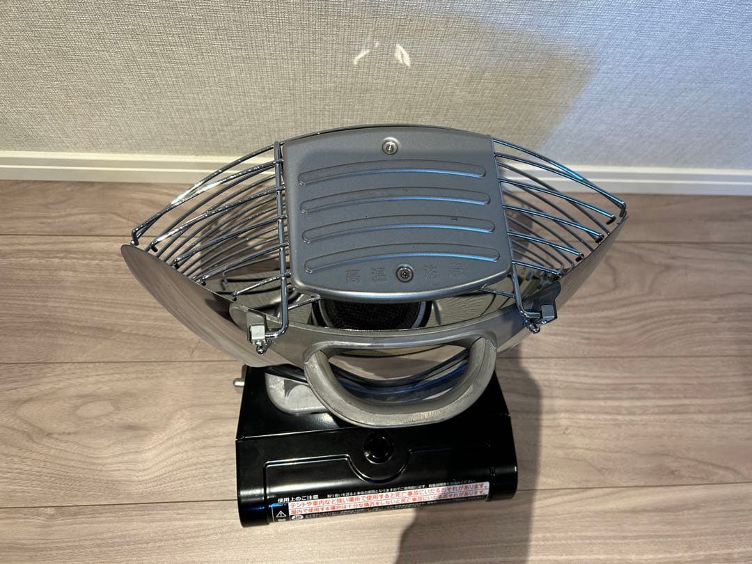 センゴクアラジン カセットガスストーブ シルバークイーン