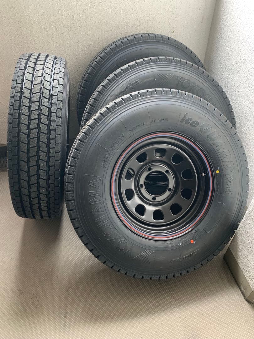 未使用スタッドレスタイヤ+ホイールセット