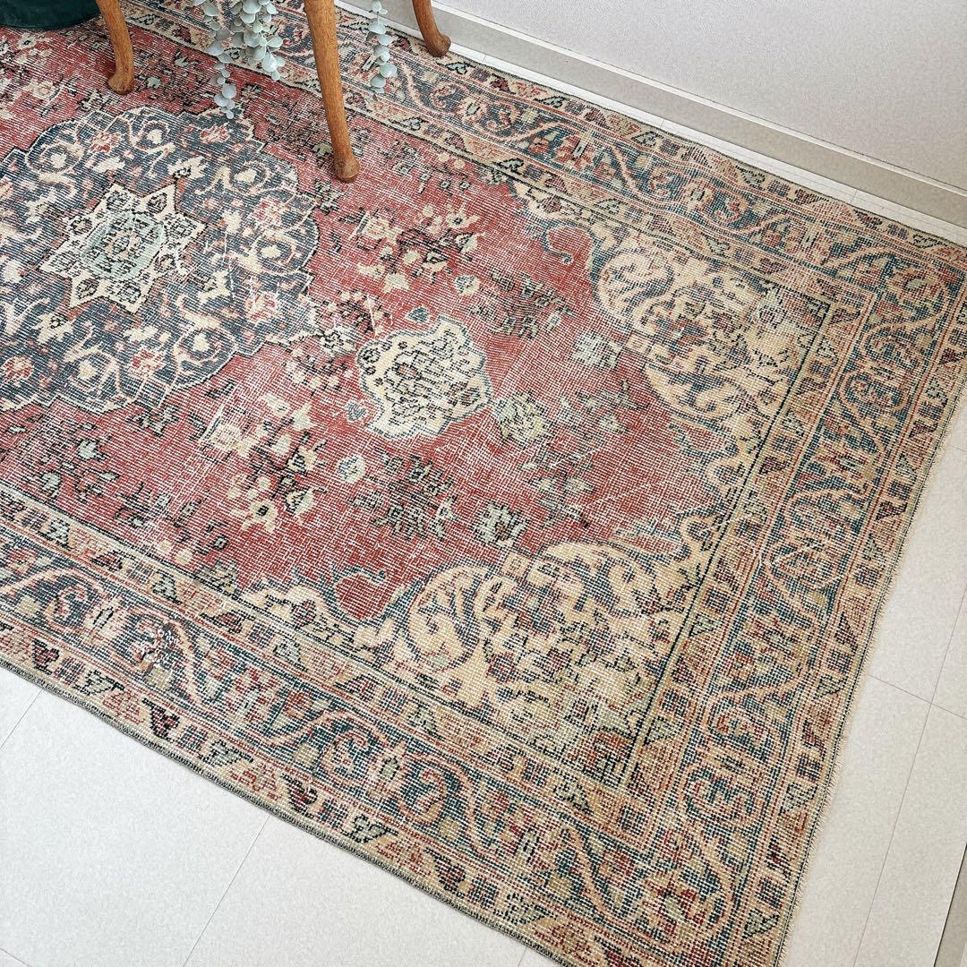 トルコ　ヴィンテージ ラグ　くすみピンク　ネイビー　メダリオン
