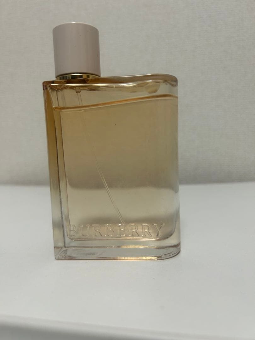 香水　Burberry HER ハー　ロンドンドリーム