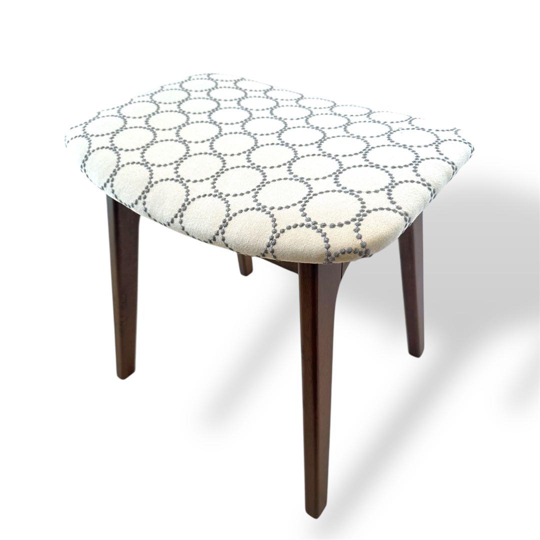 ミナペルホネン使用スツール　オットマン　イス　 椅子　インテリア　家具