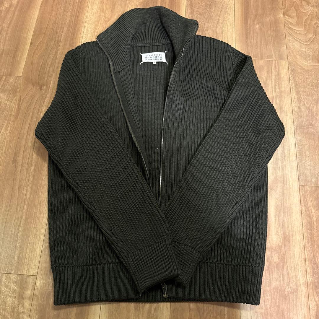 マルジェラ　ニット