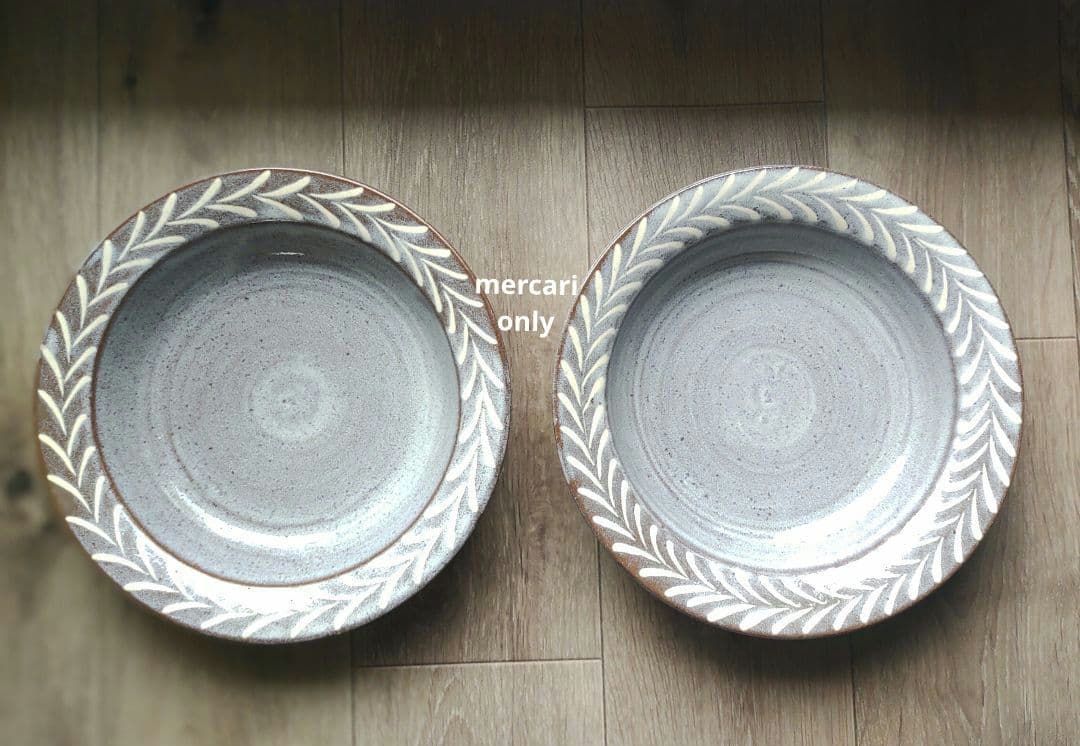【じゅんさま専用です】薄灰茶　象嵌リーフ深皿26.5cm2枚・湯のみ二つ