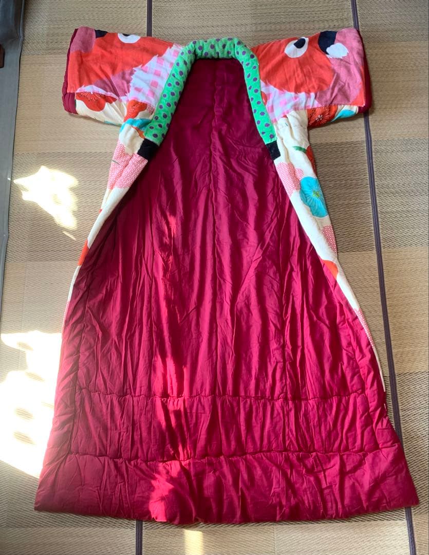 【昭和レトロ】 かいまき布団 掻巻 花柄 鮮やか 和模様 赤 梅 京都 日本製②