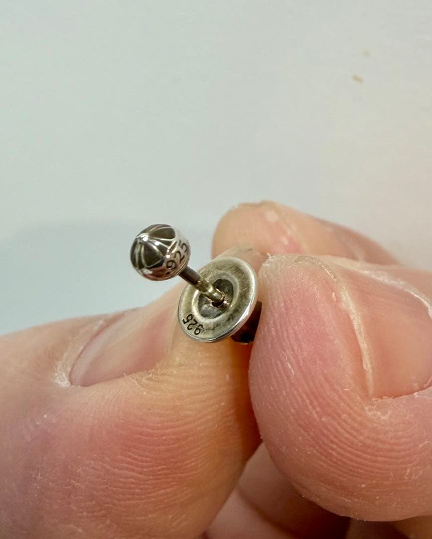 2*.様 CHROME HEARTS ミニ クロスボール ピアス クロムハーツ