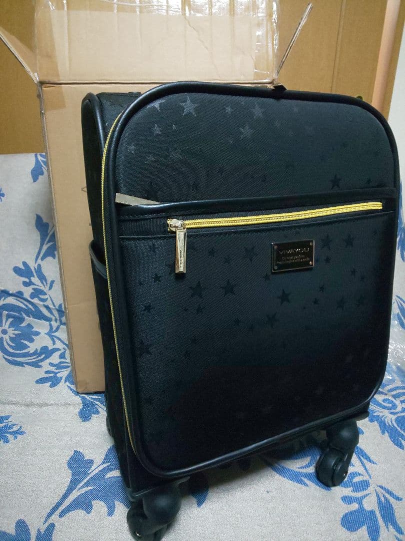 ◆新品購入◆未使用品◆ビバユー キャリー スーツケース◆機内持込みOK ブラック