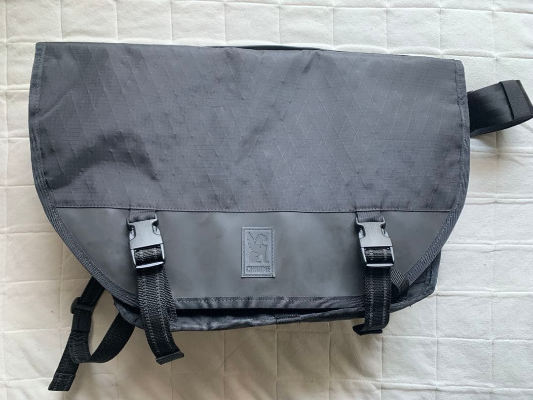 [美品中古] CHROME CTZ 15L MESSENGER BLACKXRF