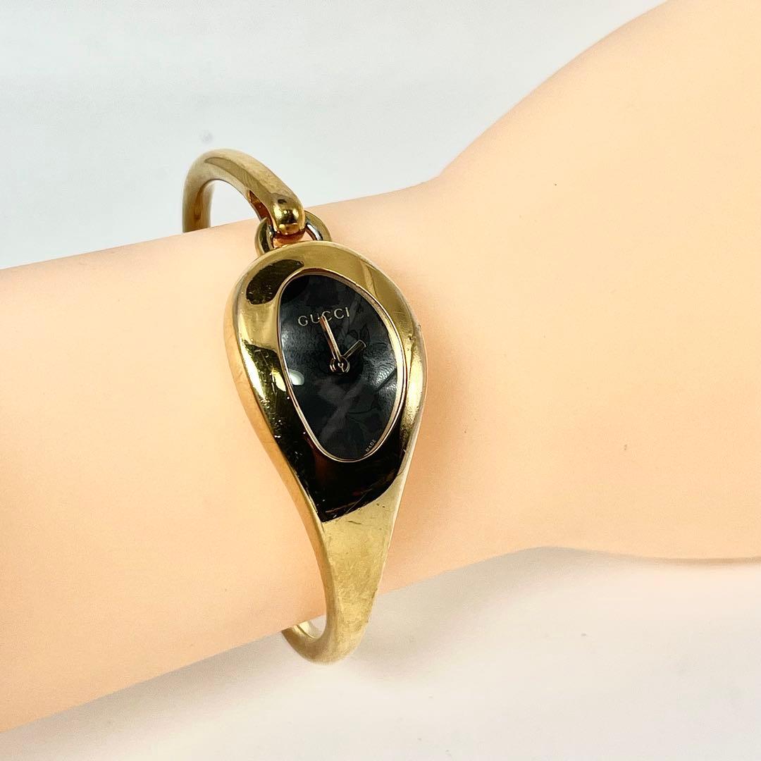 【付属品あり/稼働品】グッチ フローラ 103 バングルウォッチ ゴールド